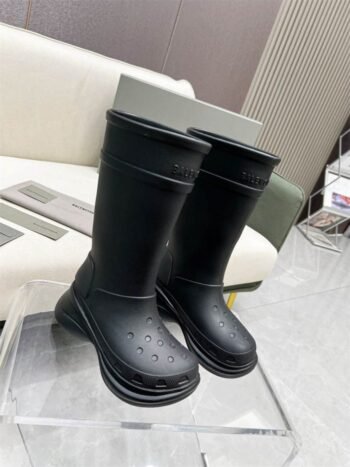 Balenciaga Crocs' Cove Rain Boots: The Ultimate Fusion of Fashion and Function