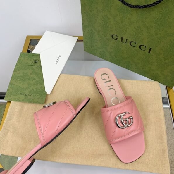 Gucci Slippers: Luxurious Comfort for Every Step