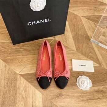 Pre-Loved Chanel Flats - Size 8 - Your Chic Upgrade