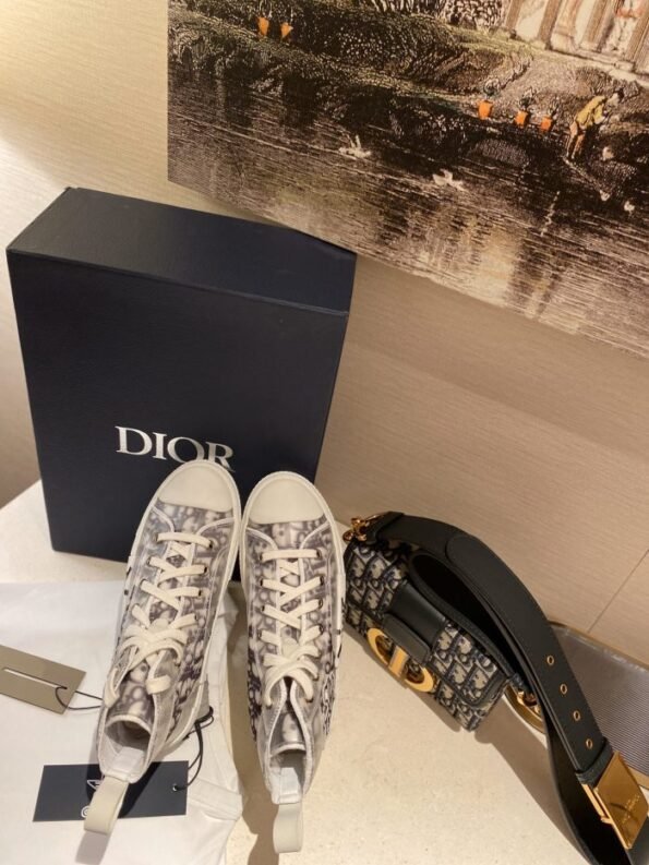 Dior Sneakers - 25% Off, Limited Time Only!