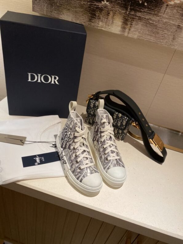 Dior Sneakers - 25% Off, Limited Time Only!