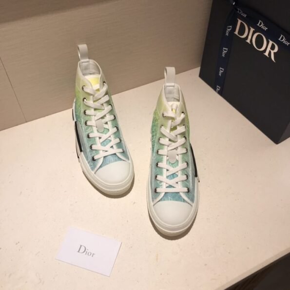 🔥 Dior Sneakers: Size 28, Your Style Upgrade! 🔥