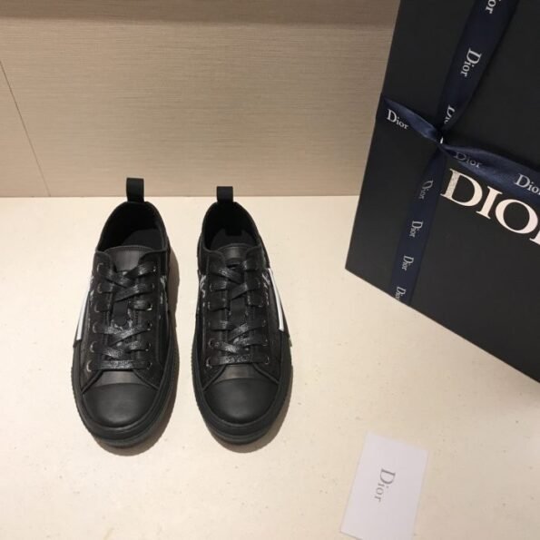 Dior Sneakers Size 35 - Your New Statement Piece