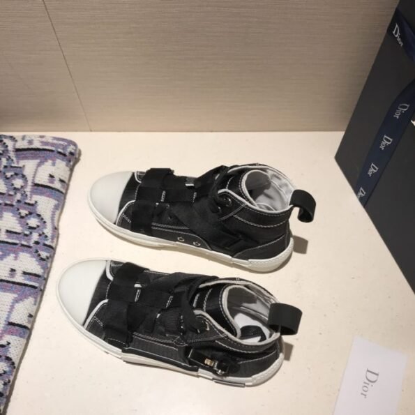 Dior Sneakers 38 - Your Feet Deserve Luxury