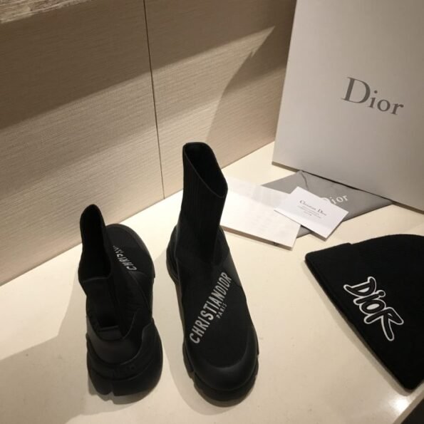 Dior Sneakers: A Statement in Style