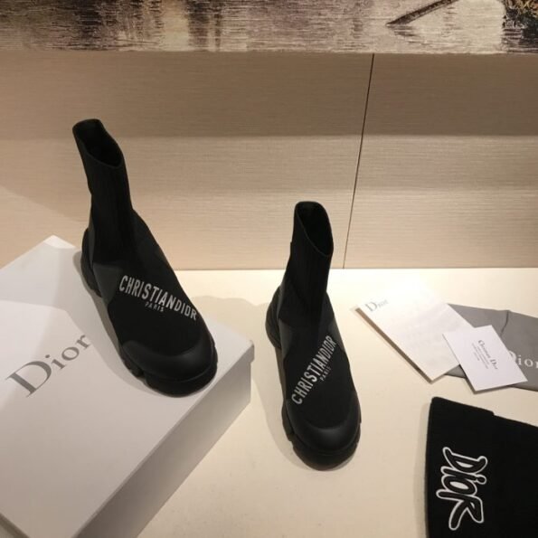 Dior Sneakers: A Statement in Style