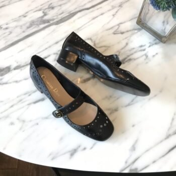 Dior Flats: Your Chic Everyday Essential