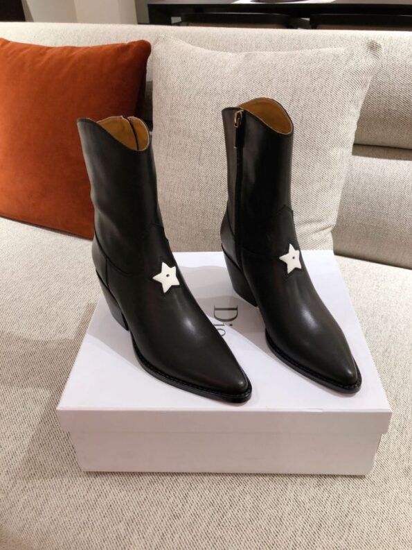 Dior Boots: Step into Luxury