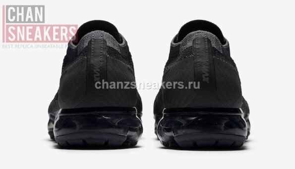 Nike Air Vapormax Triple Black